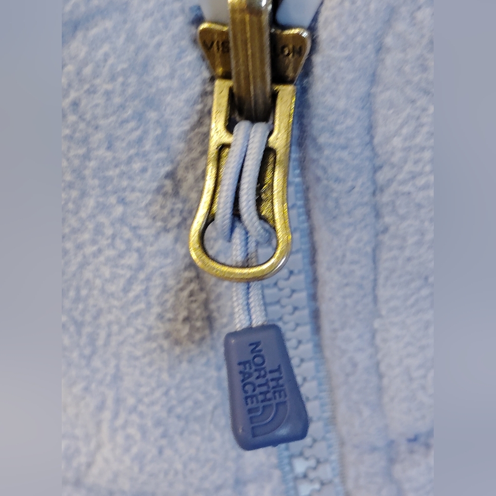 The North Face Light Blue Fleece Jacket - Picture 5 of 6